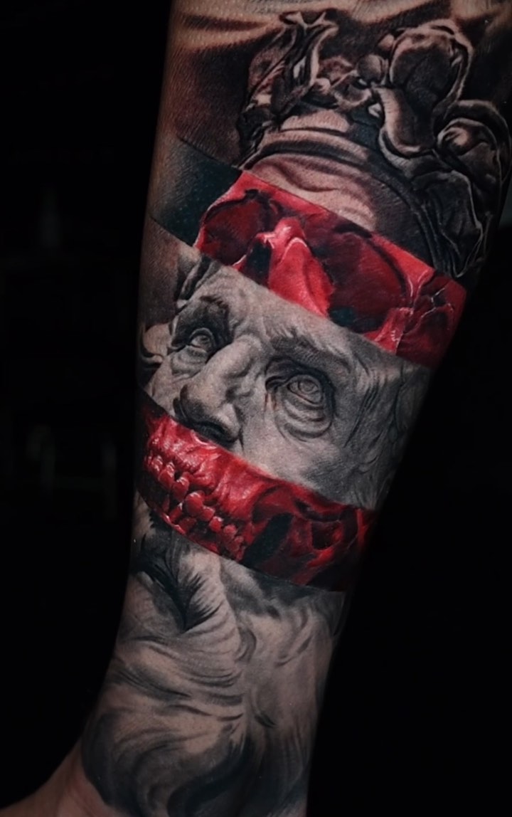 Realism statue and skull sleeve, forearm