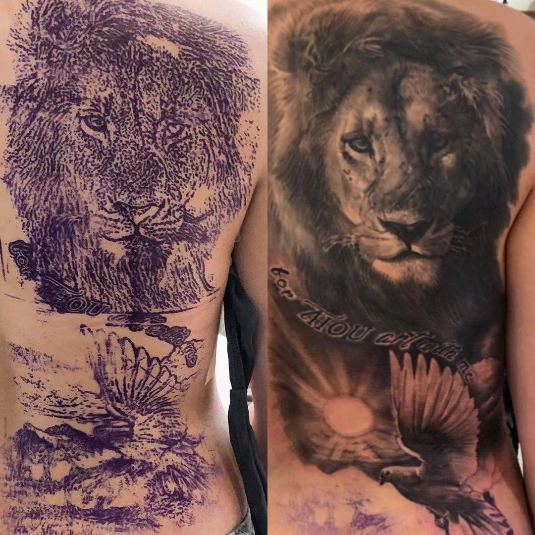 Black-and-grey lion and dove back piece