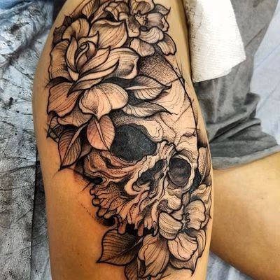 Blackwork skull and flowers
