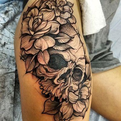Blackwork skull and flowers