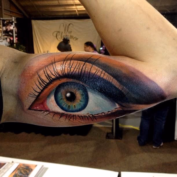 color realistic eye tattoo
