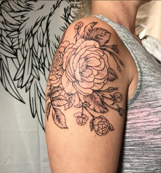 Lightly Shaded Floral and Buds on Arm- Instagram @MichaelBalesArt