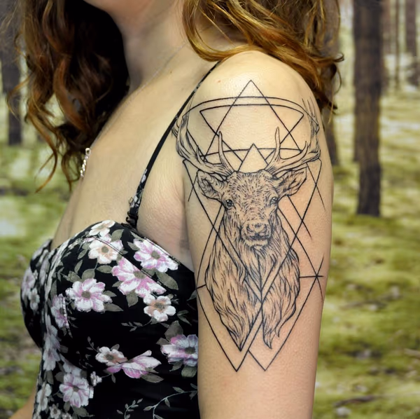 Geometric Stag on Shoulder- Instagram @michaelbalesart