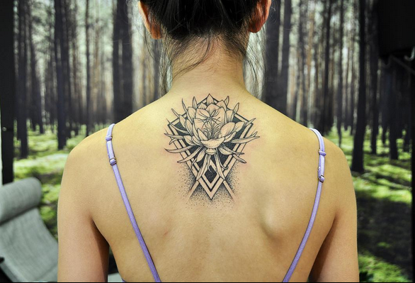 Quynh and Geometry on Back- Instagram @MichaelBalesArt
