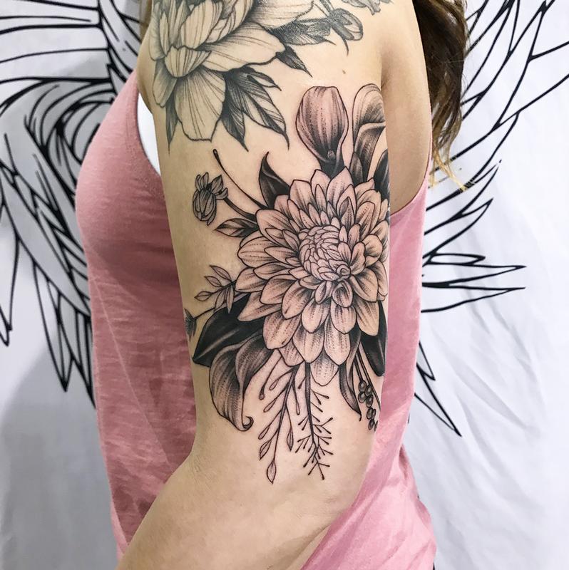 FLORAL ON ARM. INSTAGRAM @MICHAELBALESART