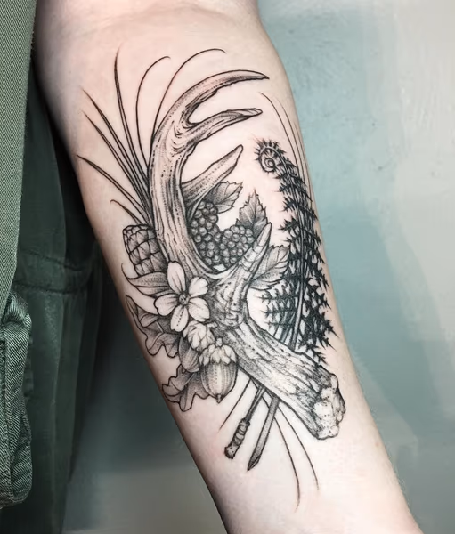 Antler and Floral on Bicep- Instagram @MichaelBalesArt