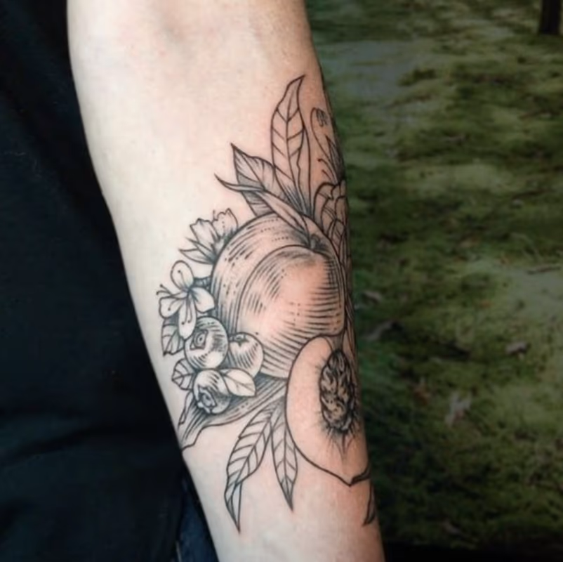 Peaches and Floral on Arm. Instagram @michaelbalesart