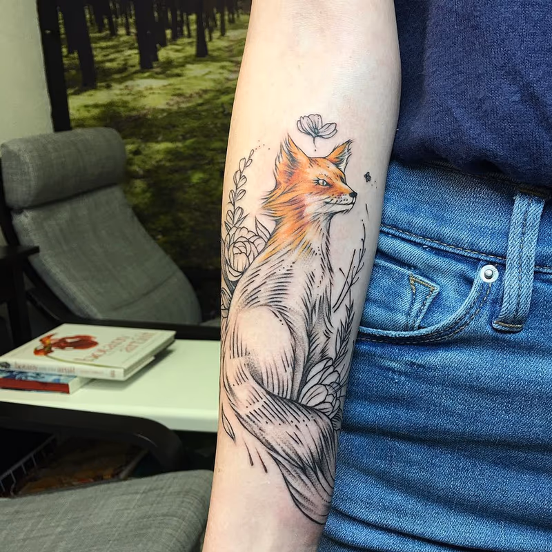 Fox on Arm. Instagram @MichaelBalesArt