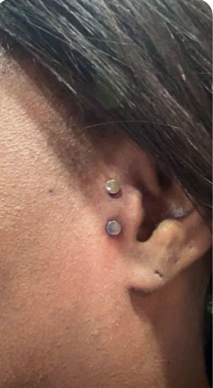 Tragus Surface bar piercing