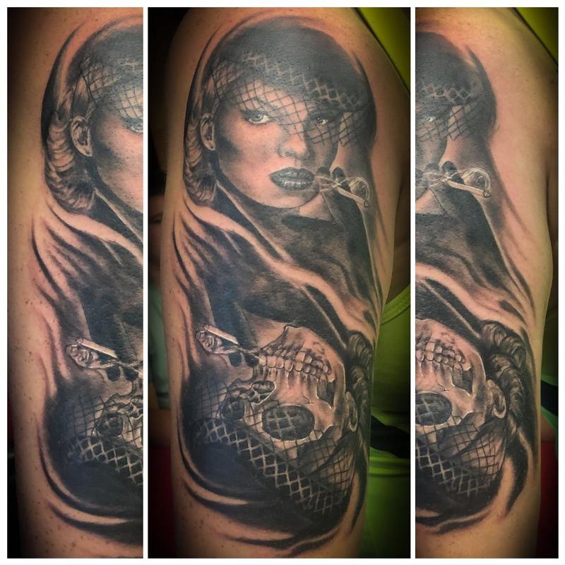 Skull/Pin up morph