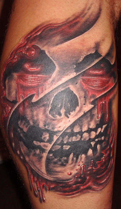 Mistfits skull somewhat black and grey