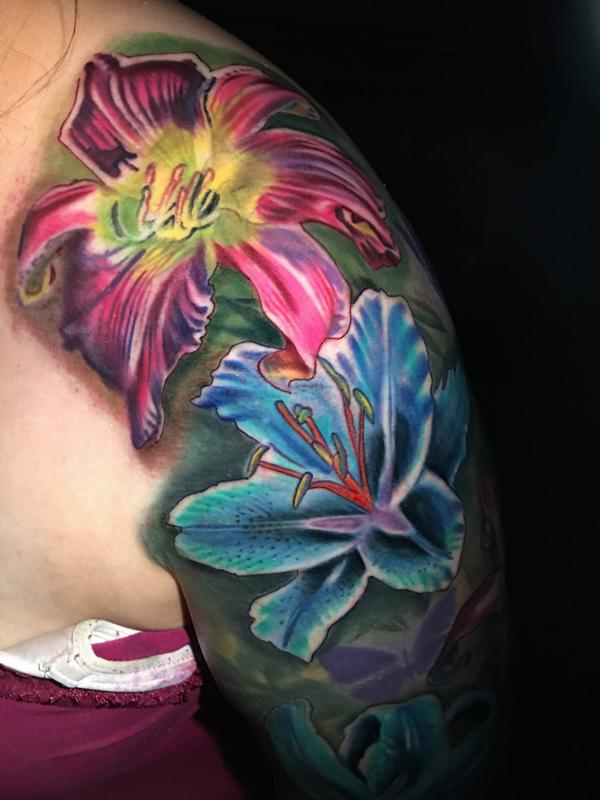 color flower tattoo