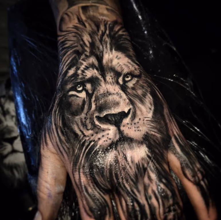 Little Lion Hand