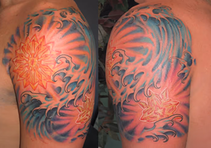 Waves and lights tatoo