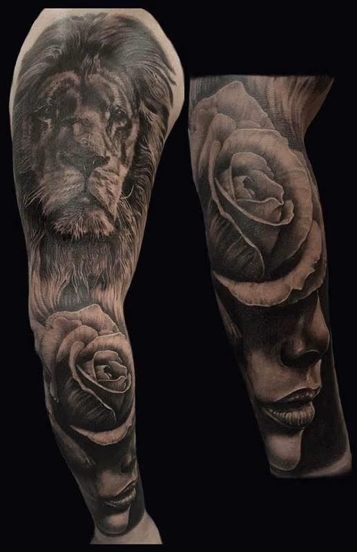 Realistic Lion, Rose, Portrait Sleeve