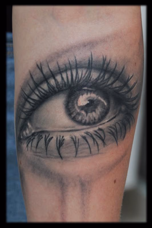 Eye!
