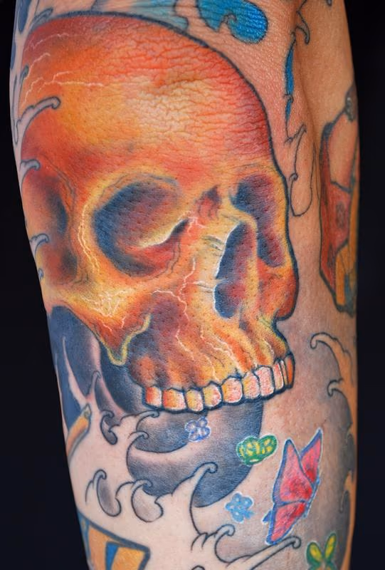 Skull detail on sleeve