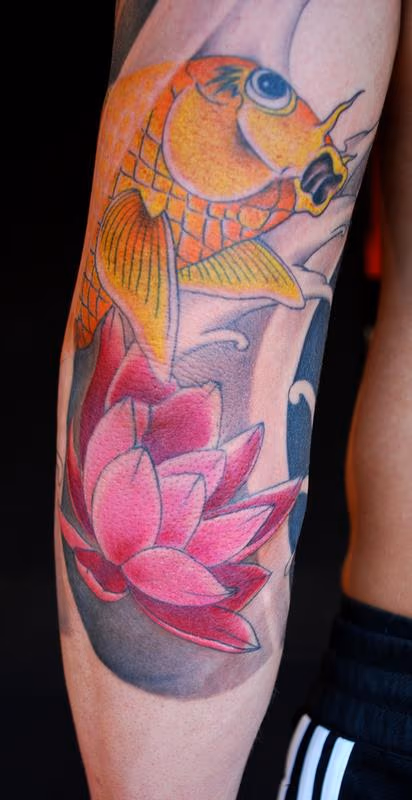 3/4 sleeve detail