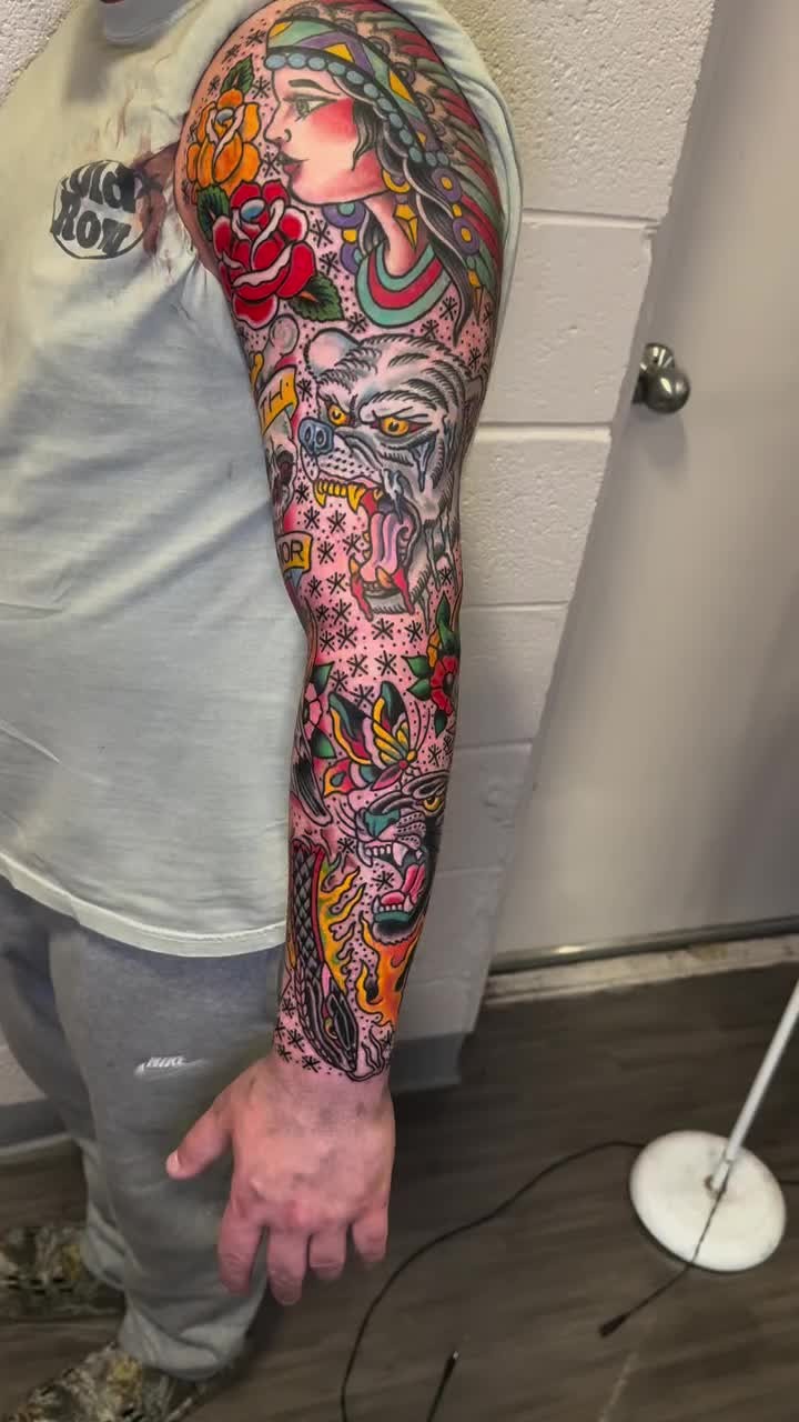Walker ( @w.richardson_tattoos ) will be tattooing at the Virginia Beach Tattoo Fest @vbtattoofest