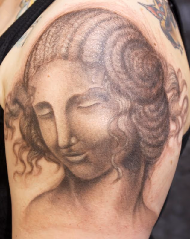 davinci woman