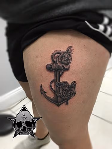 Anchor and roses