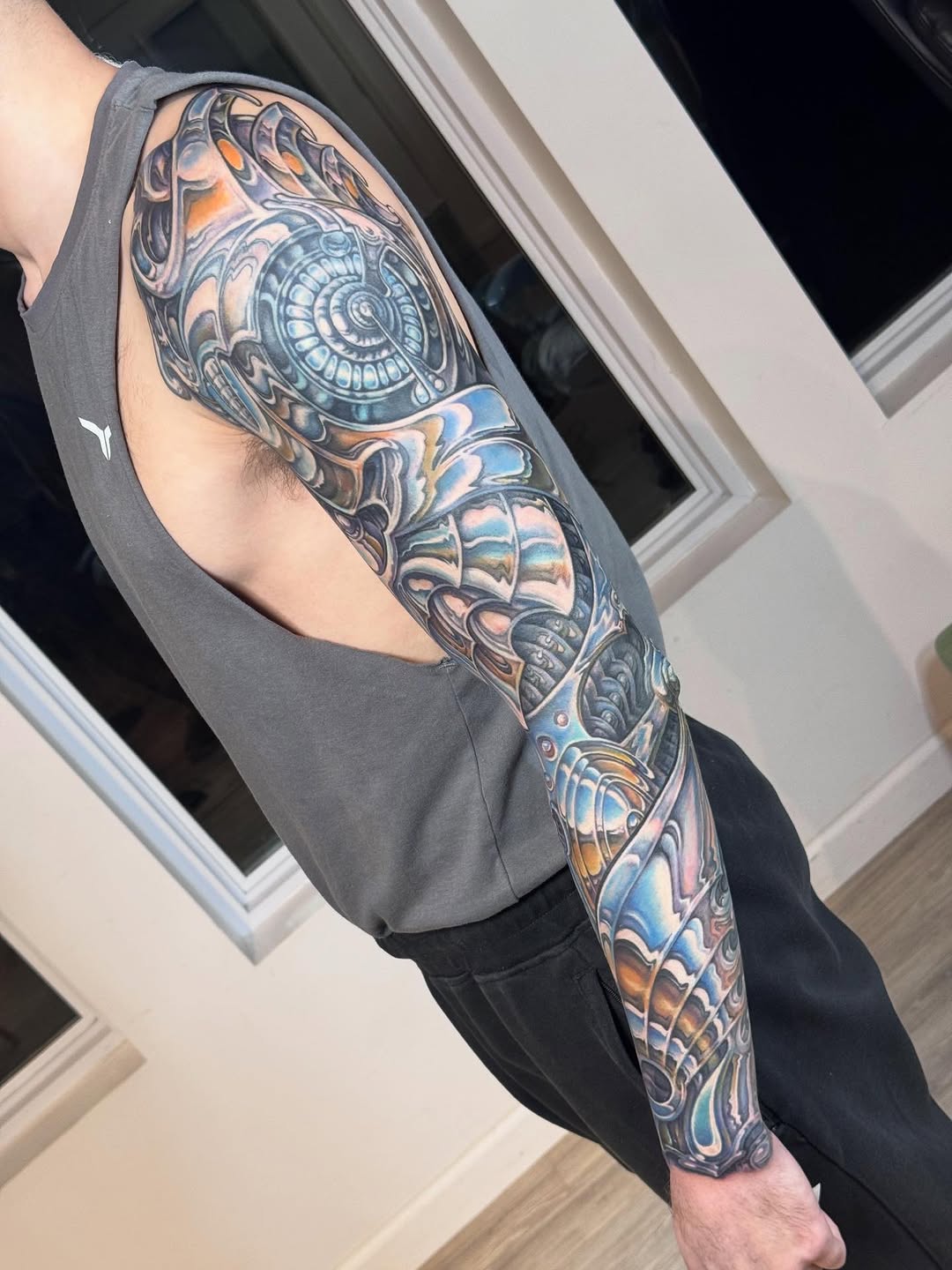 Biomechanical color full sleeve in blue and orange