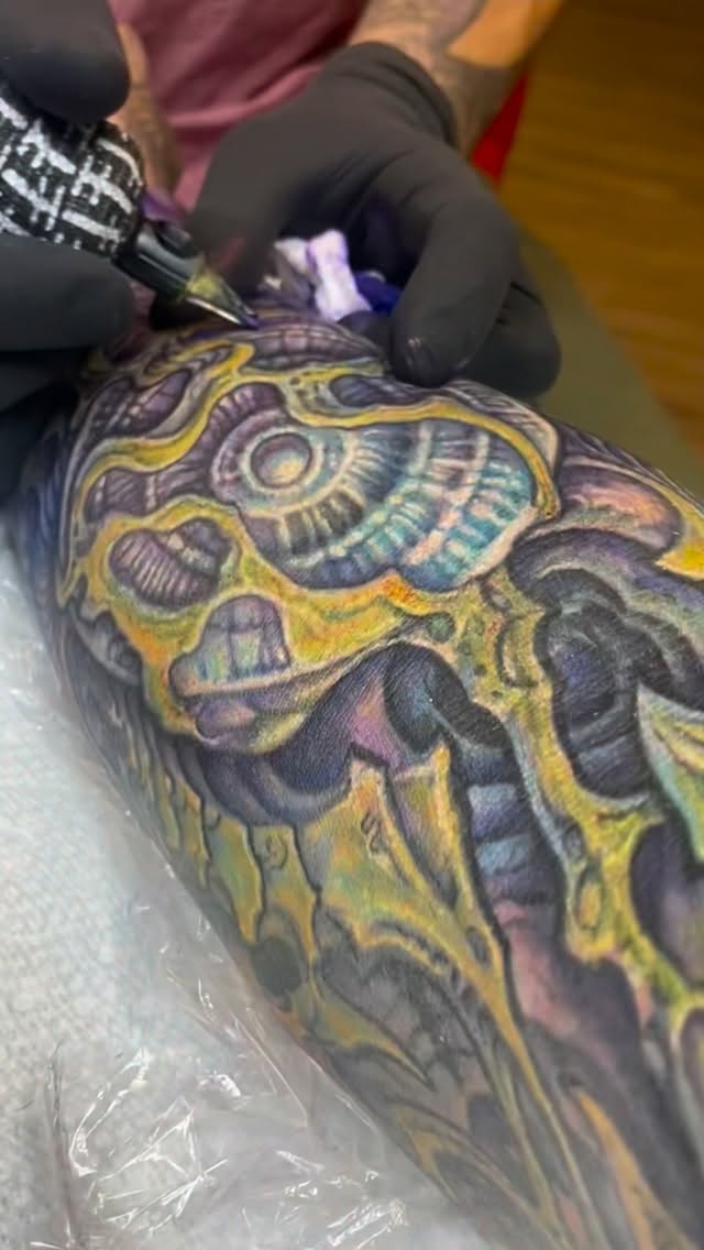 Color biomechanical sleeve coverup in progress