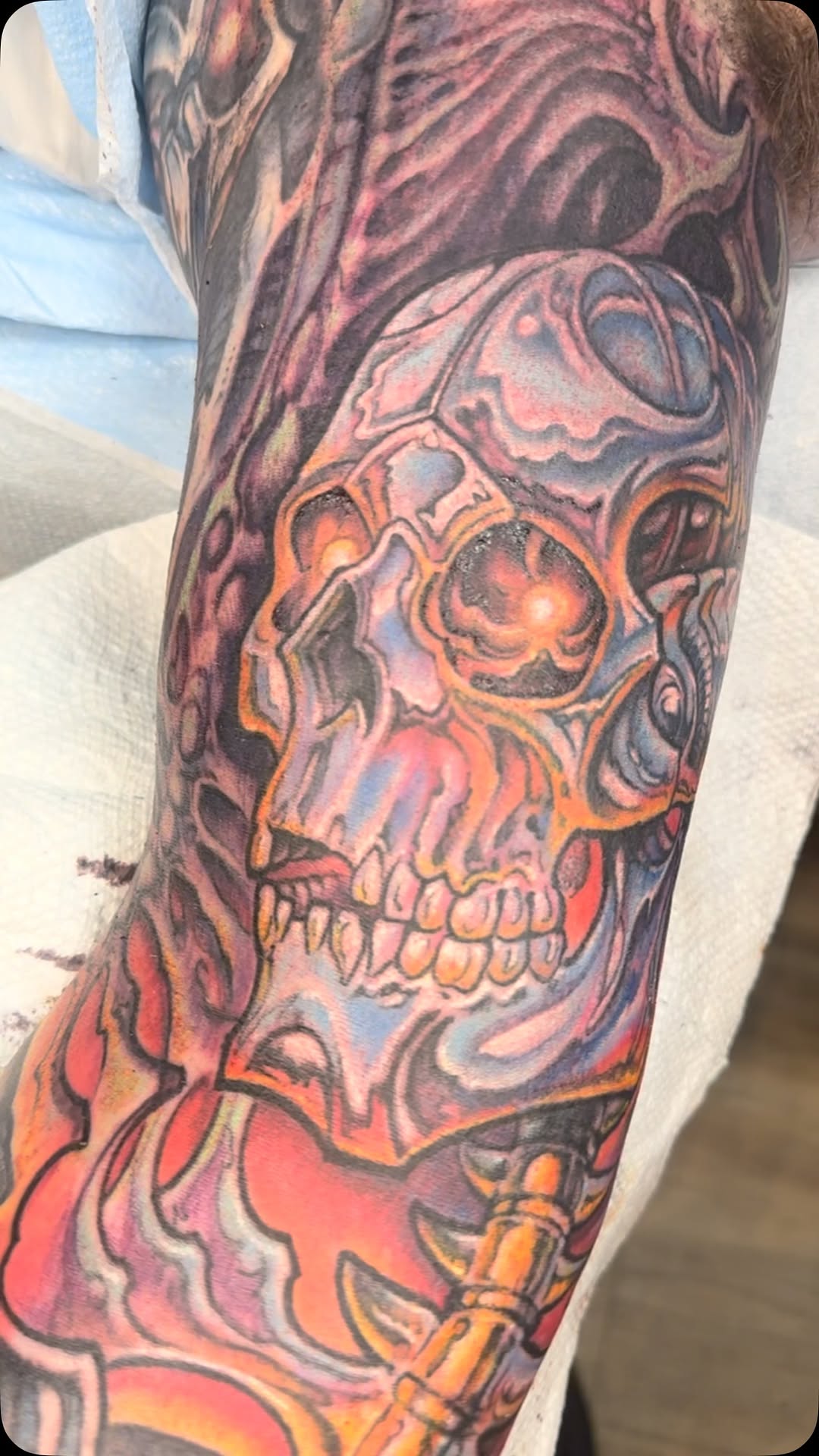 Biomechanical chrome skull sleeve in color