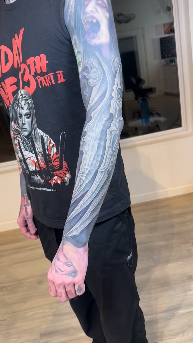 Biomechanical blackout cover-up sleeve