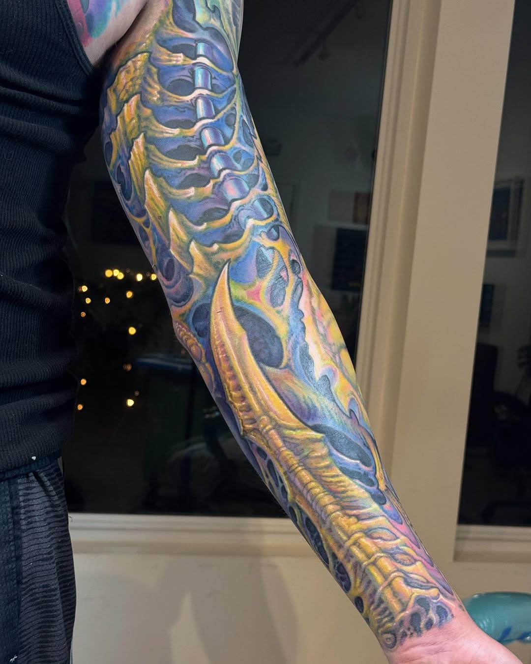 Biomechanical full sleeve in color