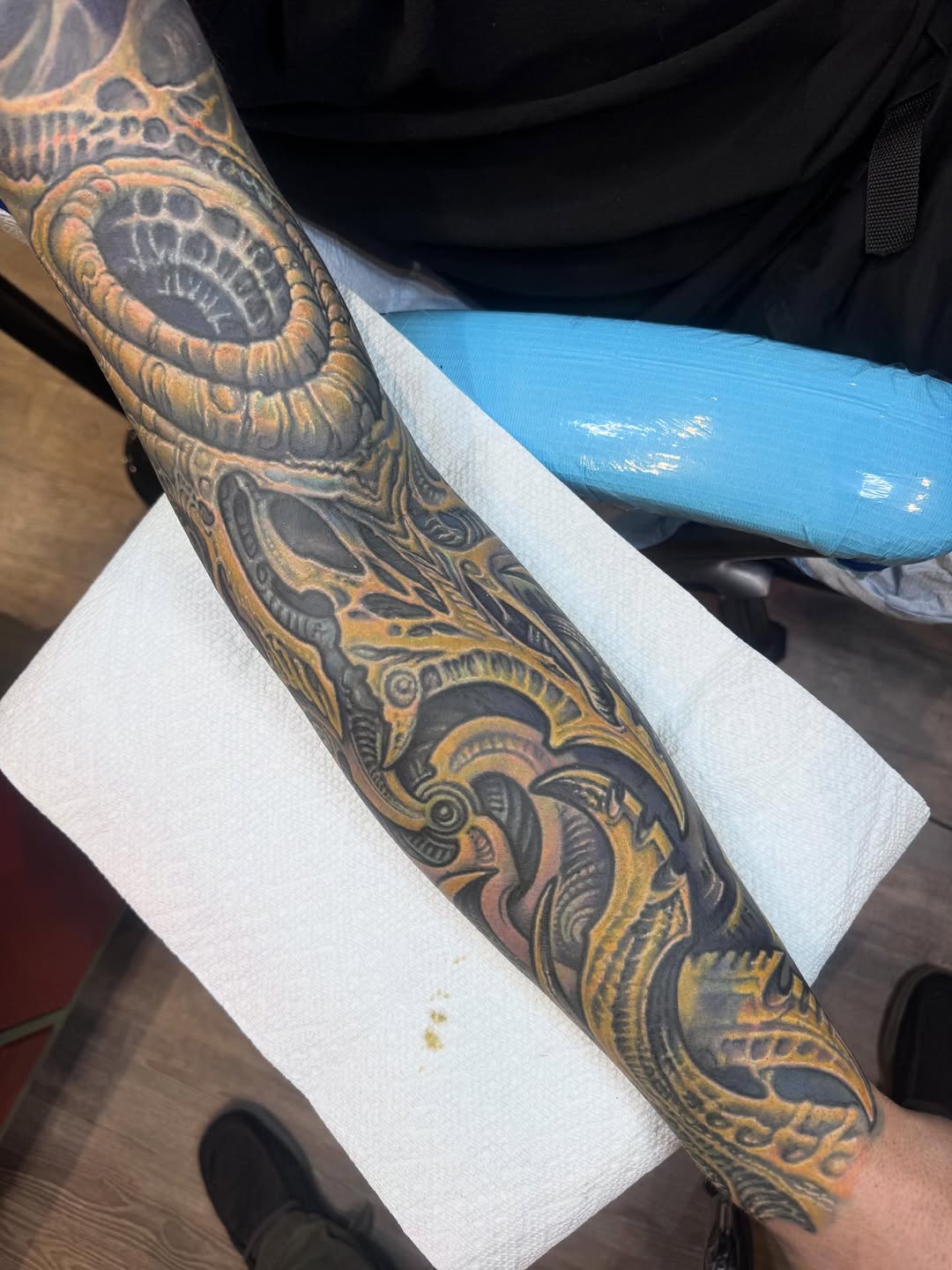 Biomechanical full sleeve in color