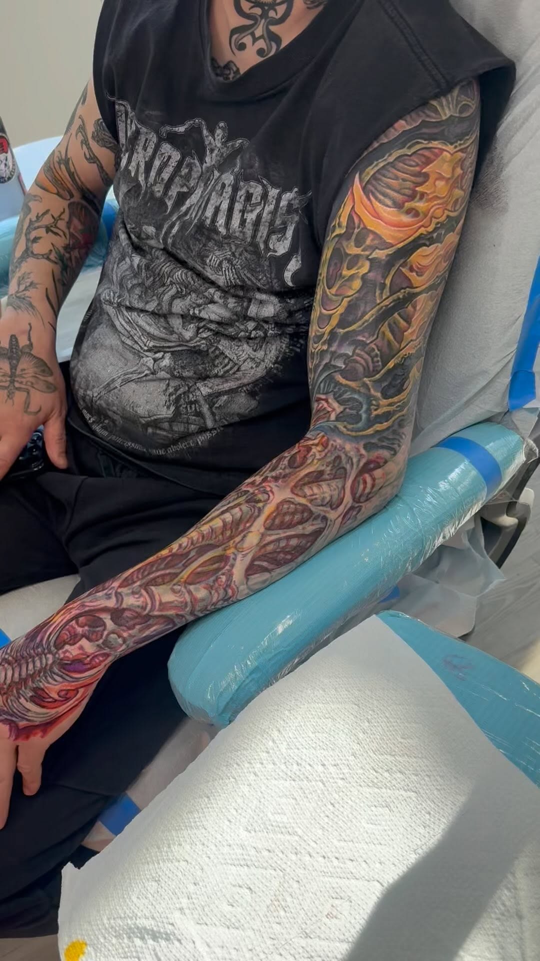 Biomechanical full sleeve coverup in color