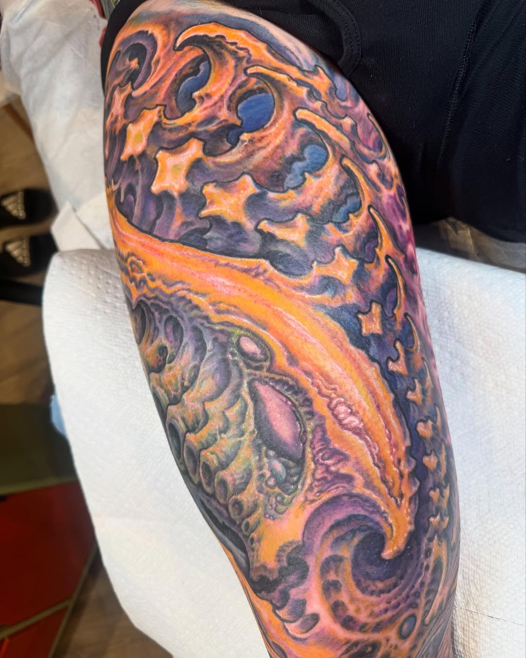 Bio-organic leg sleeve in orange and purple
