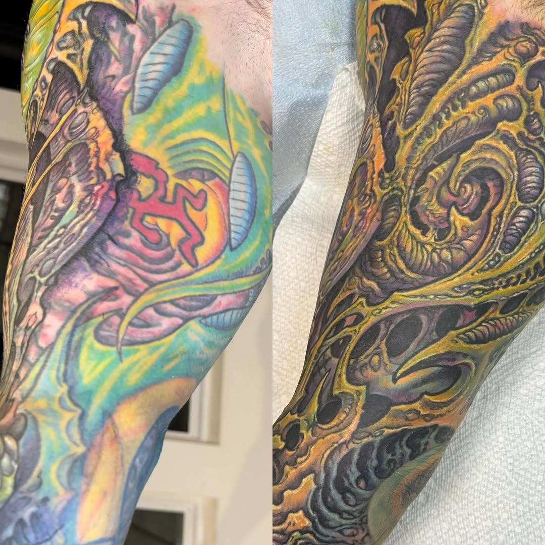 Biomechanical color cover-up sleeve