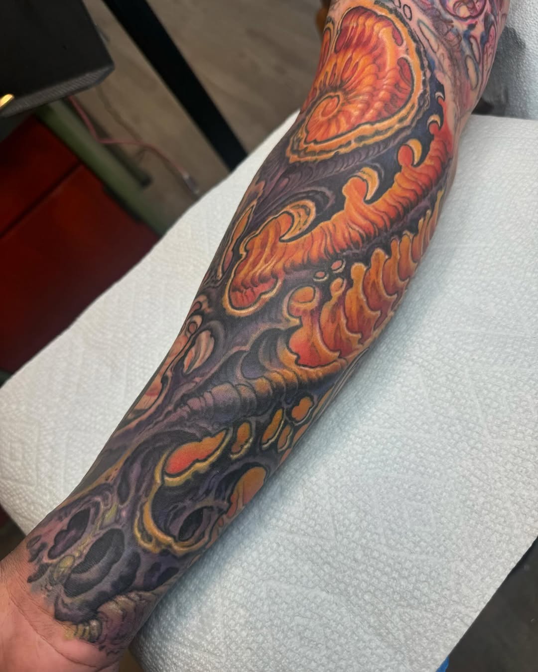 Biomechanical full sleeve in orange and purple