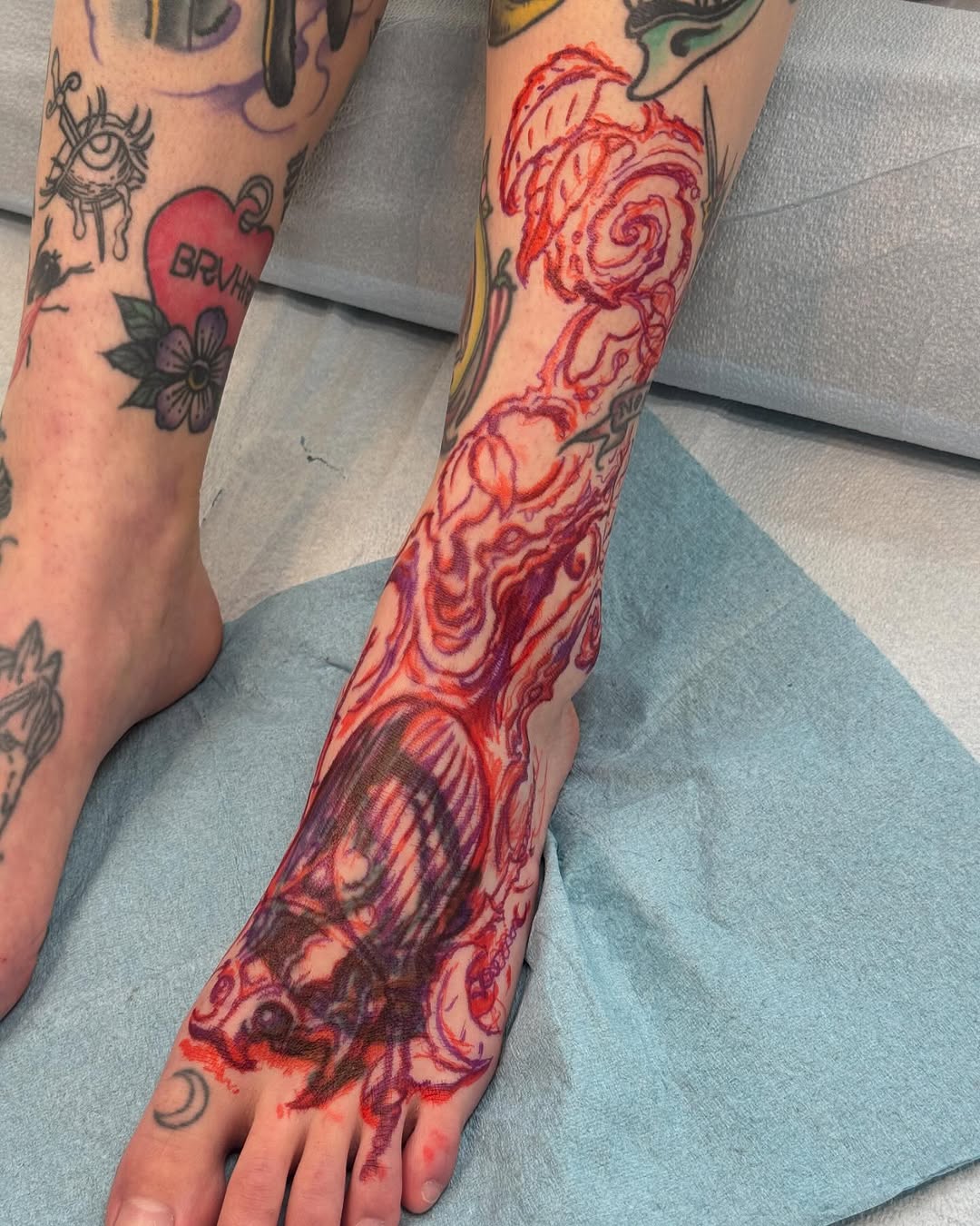 Freehand biomechanical coverup stencil, leg and foot