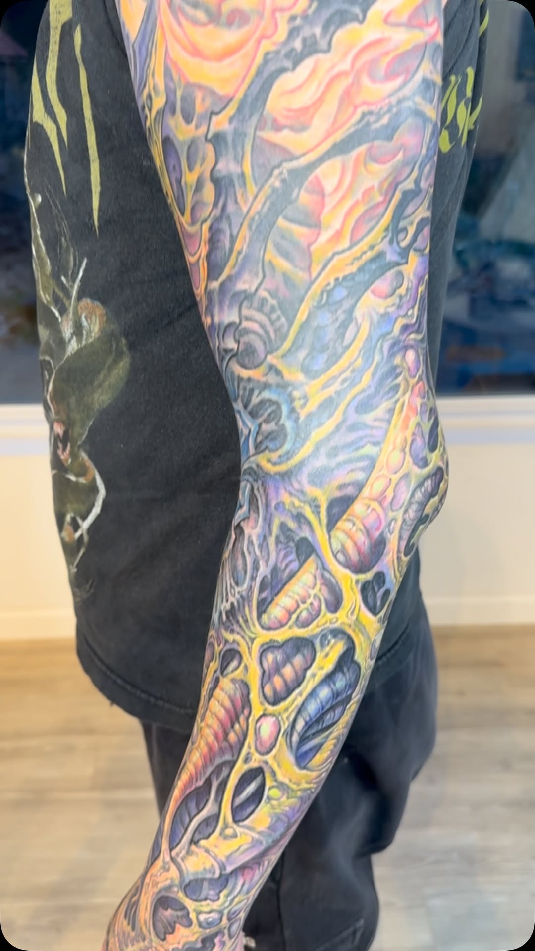 Color biomechanical coverup full sleeve