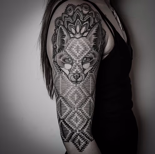 blackwork dotwork fox