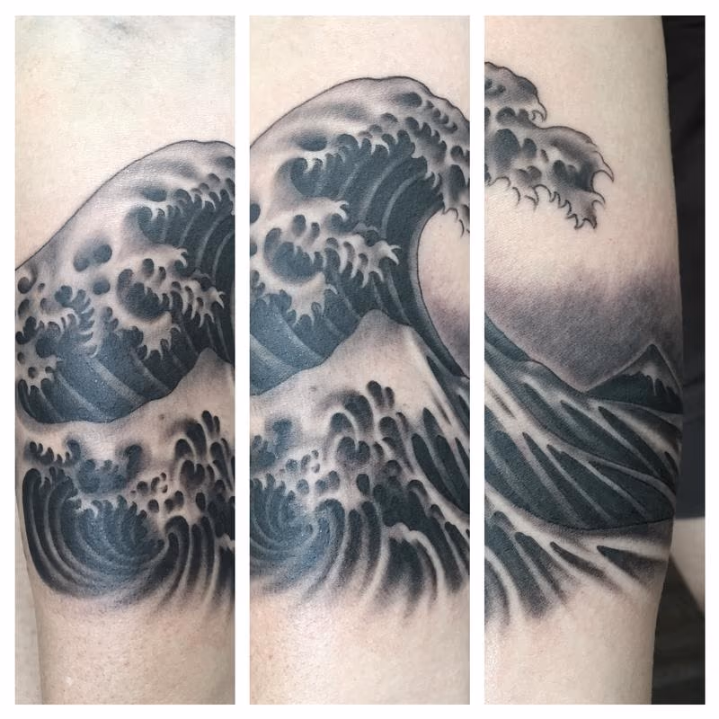 Wave of Hanagawa by Hokusai