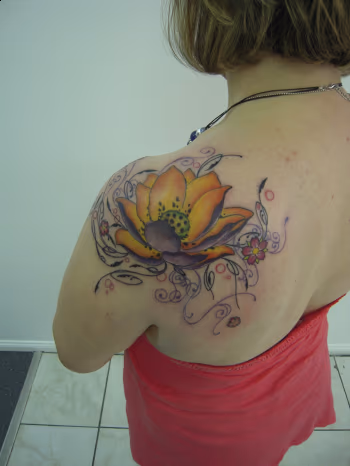 Color lotus tattoo