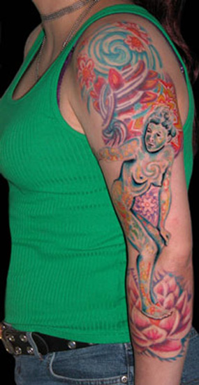 Figure on Lotus Sleeve