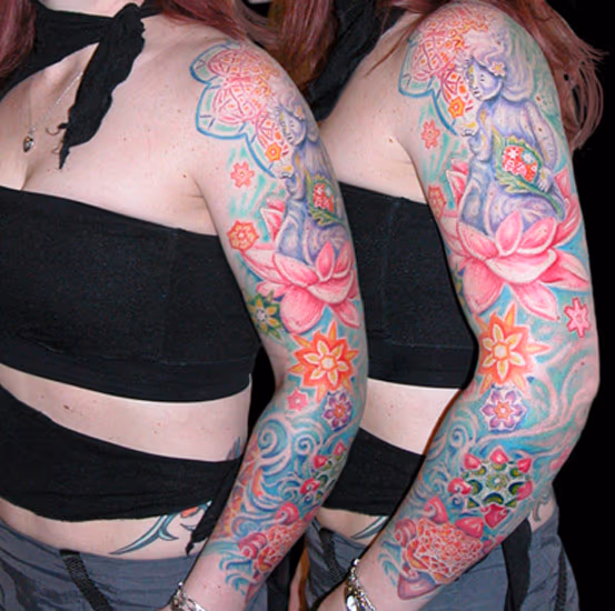Color Sleeve with Lotus