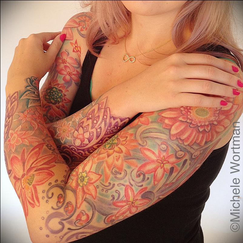 Vintage floral bodyset on Renee