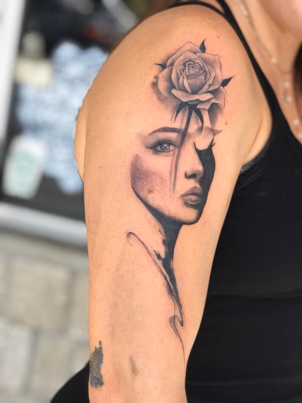 Rose girl