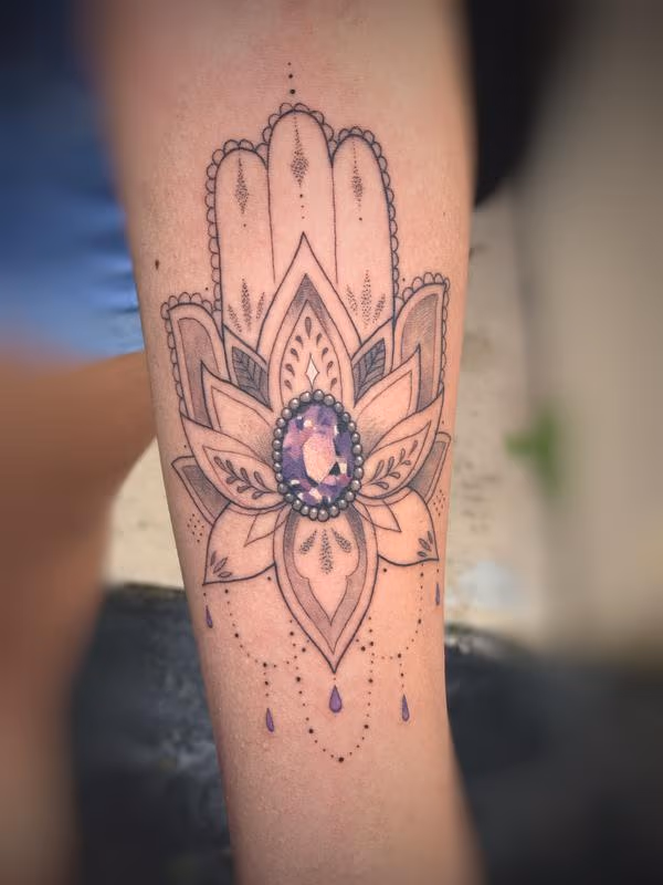 Jewel hamsa