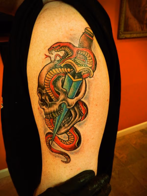 Snake skull dagger