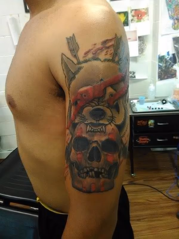 Trash polka wolf and skull