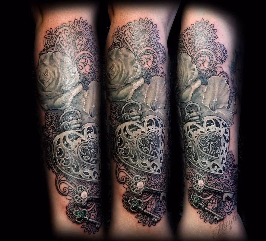 Realistic locket, rose, gladiolus, keys, and lace half sleeve