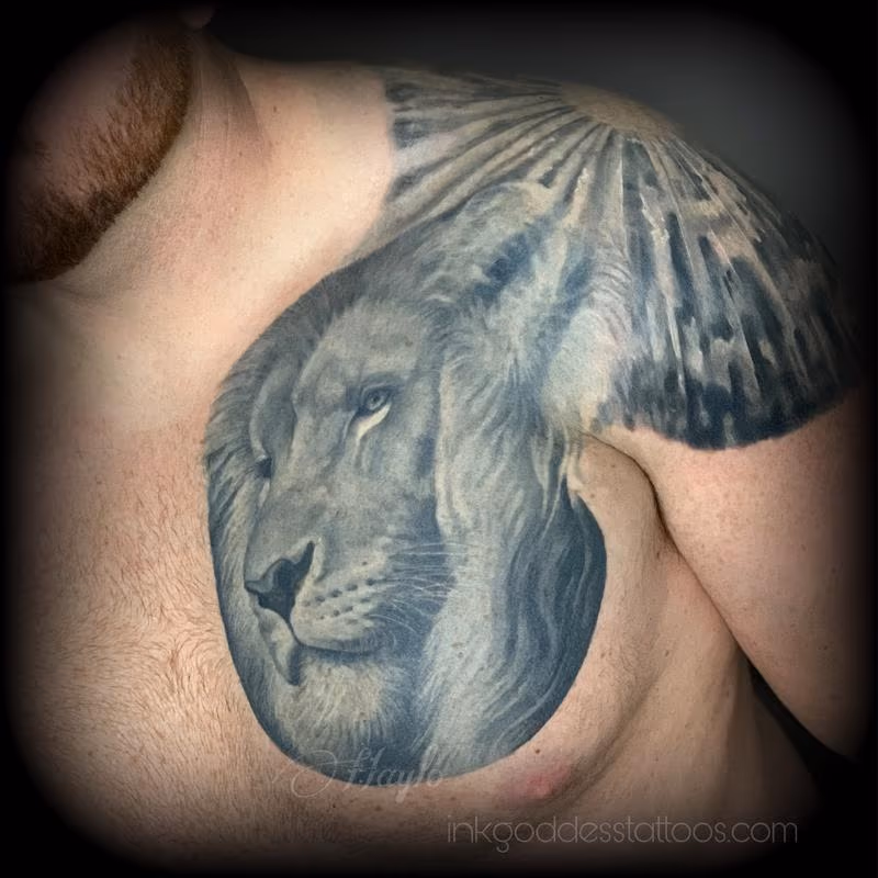 Lion realistic realism chest and back tattoo