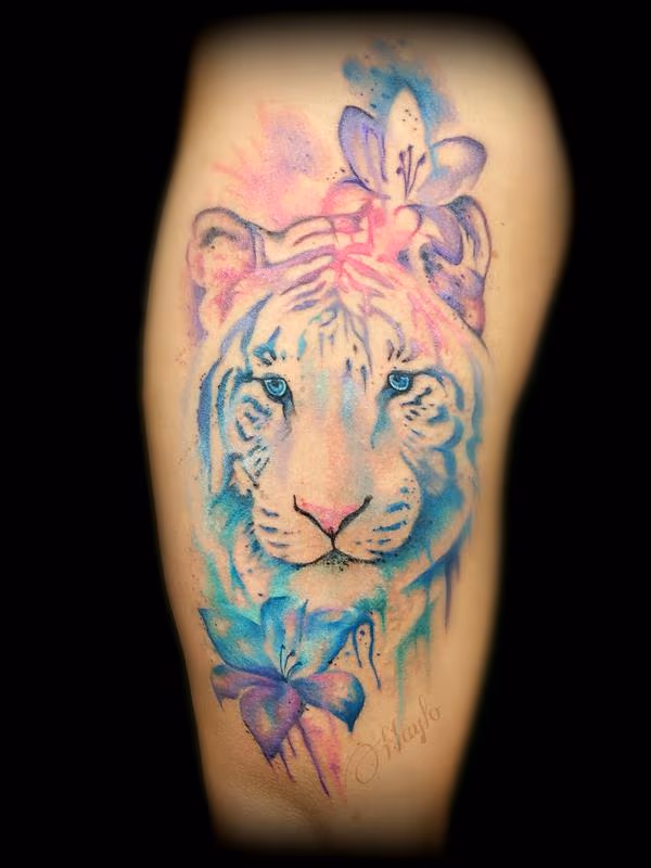 Watercolor style Tiger face with lilies